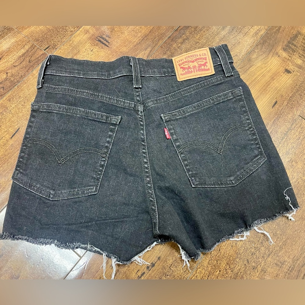 Levis Black Denim High Rise Women's Shorts - Picture 1 of 3